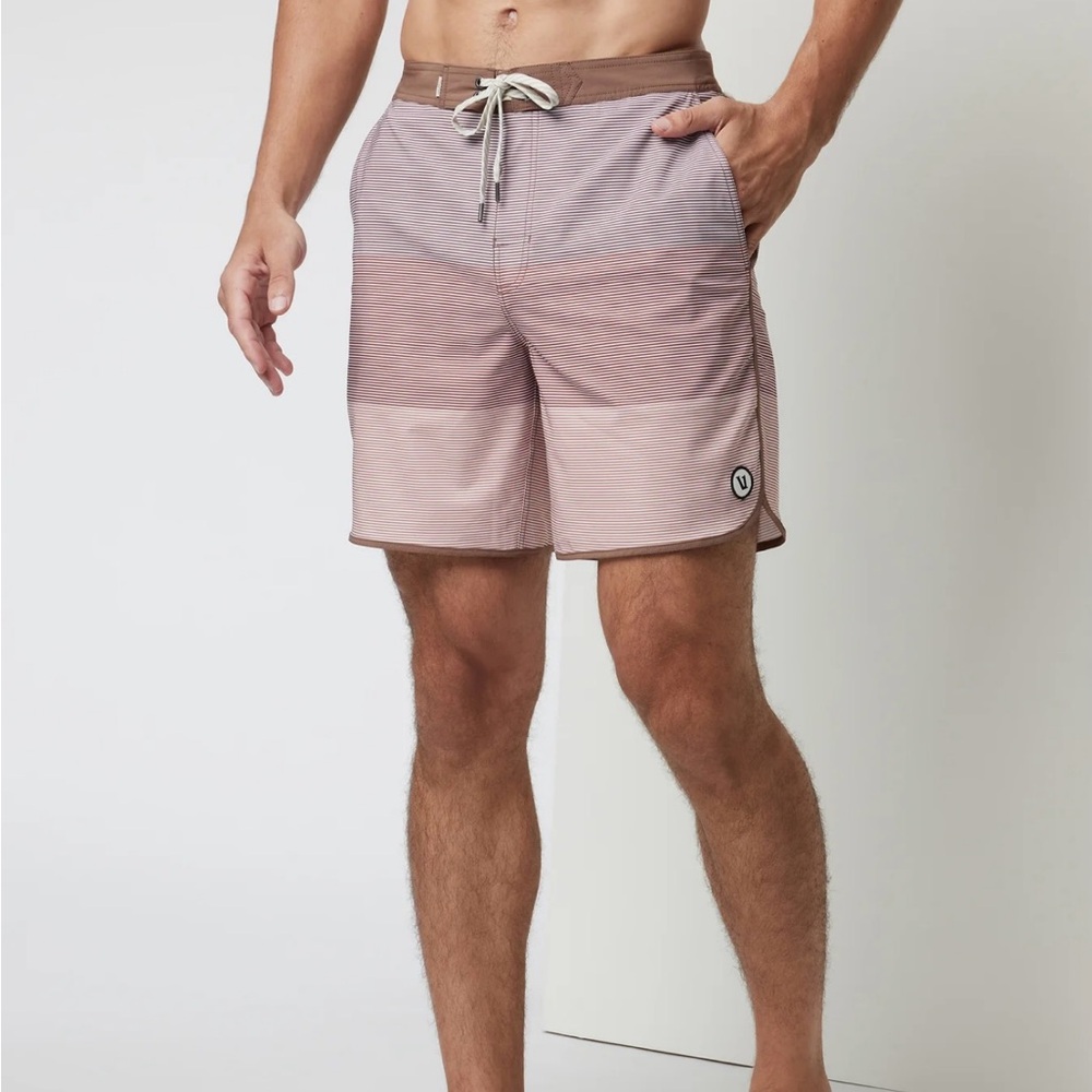 Vuori NWT cruise board shorts